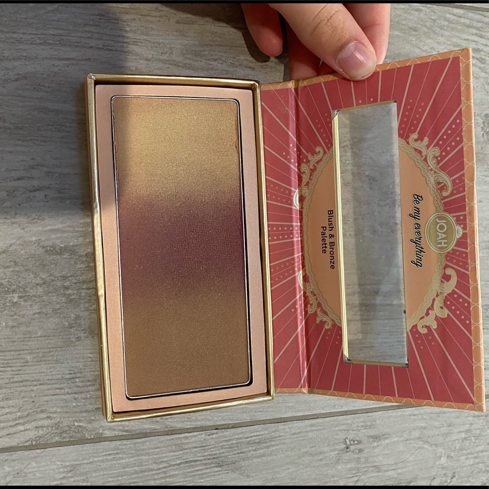 JOAH BLUSH & BRONZE PALETTE - Picture 2 of 3